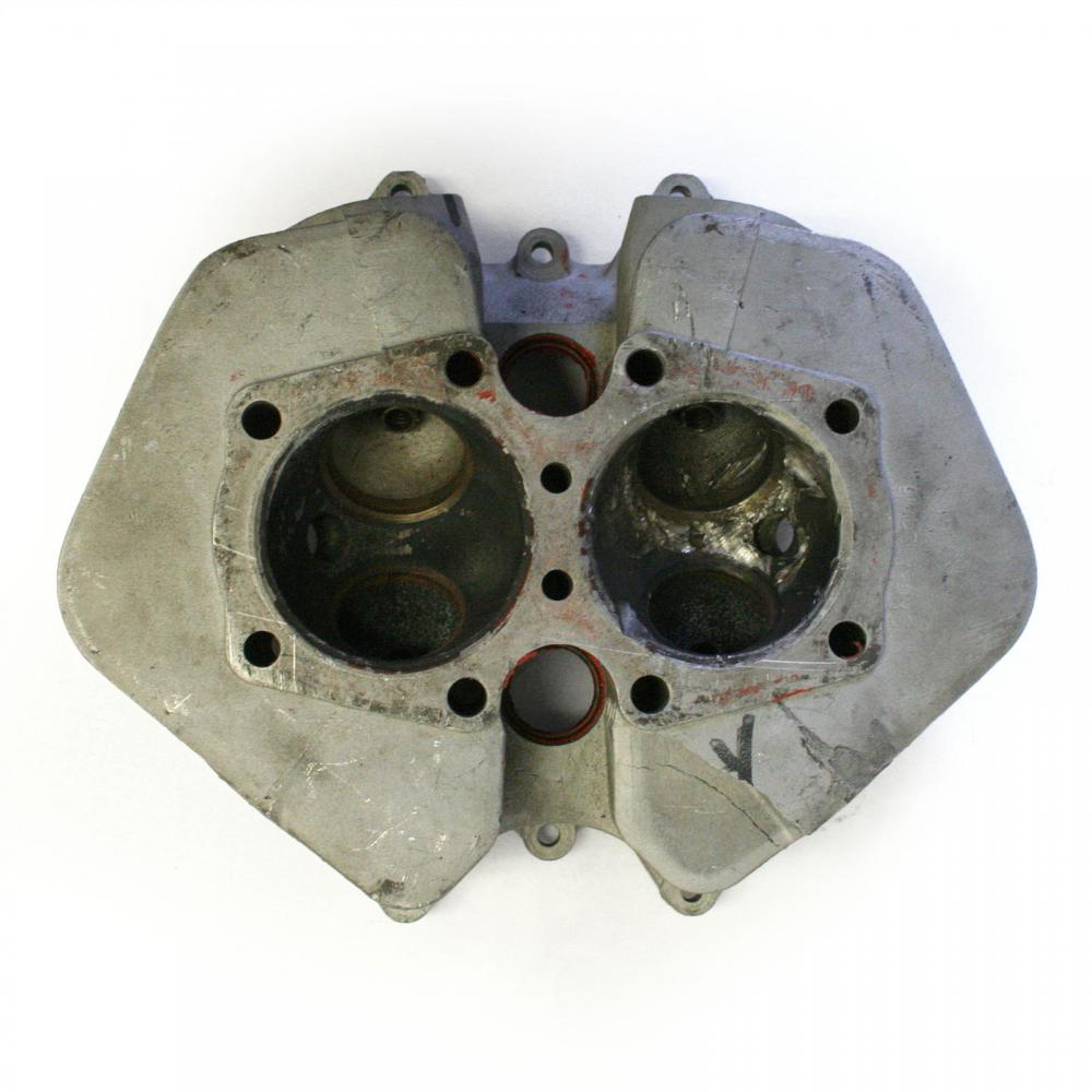 Cylinder Head Triumph T140 1973 To Early 79 / 713023 Used [38