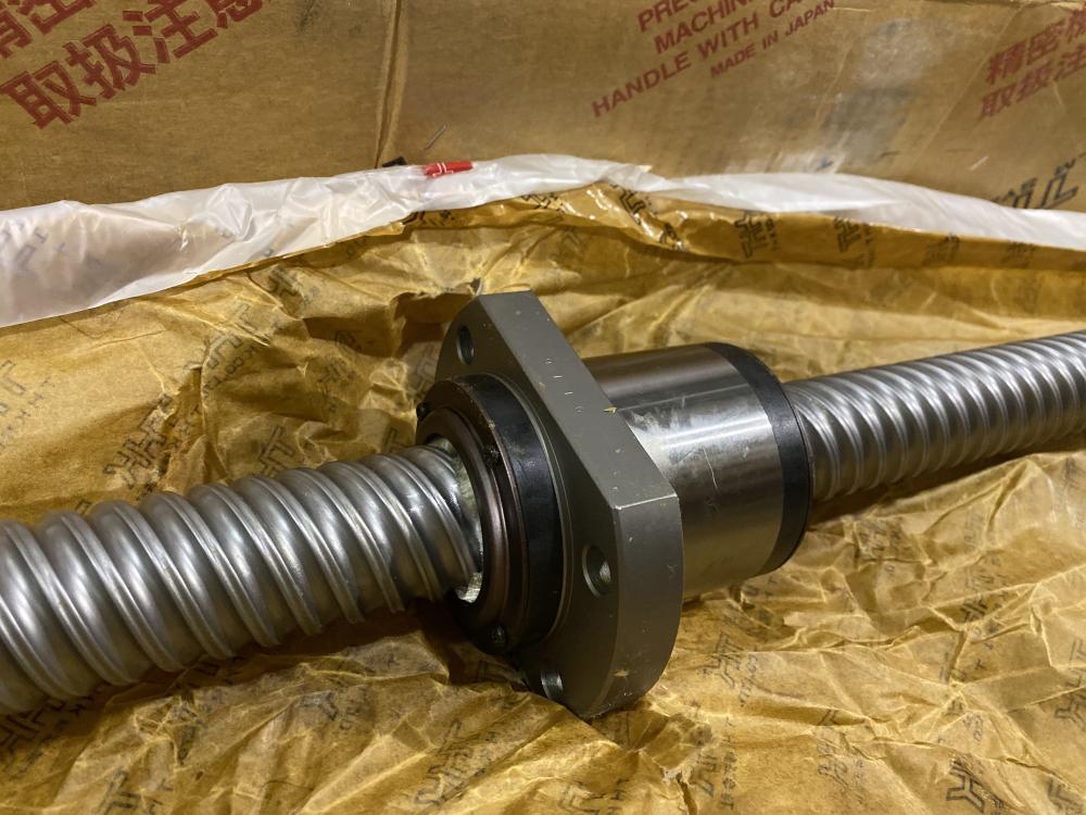 THK LINEAR BALL SCREW & NUT BLK40407.2ZZ+ 2052LC7T 2252mm LONG NEW